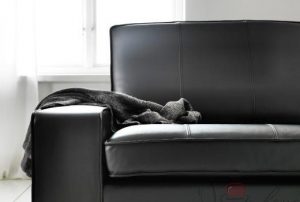 Ремонт кожаных диванов на дому в Гатчине