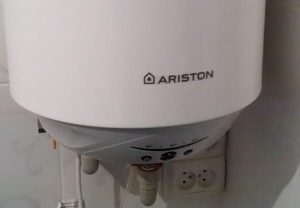 Замена водонагревателя Аристон в Гатчине